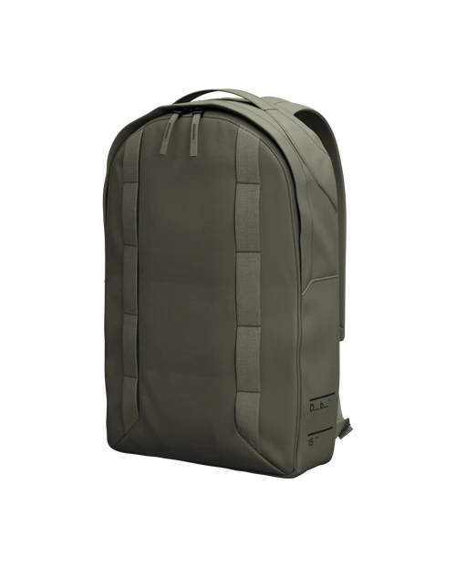 DB BOARD BAGS SKATE ESSENTIAL 15L MOSS GREEN (EX) 1 DB BOARD BAGS SKATE ESSENTIAL 15L MOSS GREEN (EX)